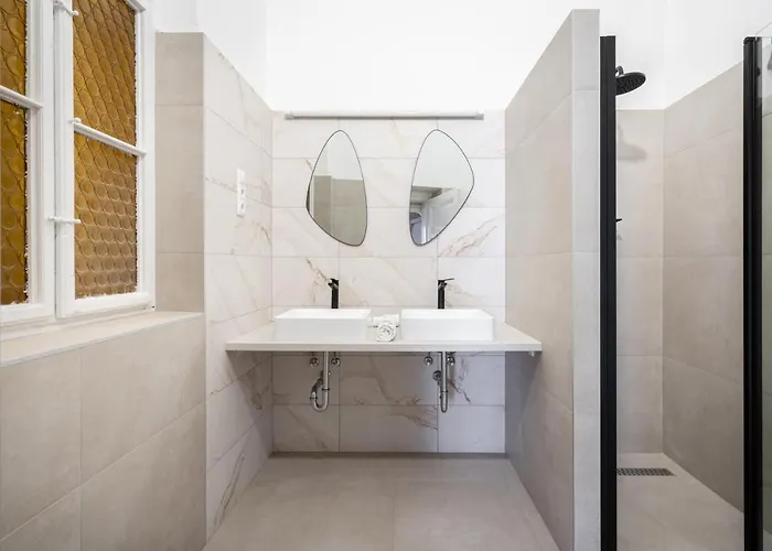 Apartment Setting Sun *